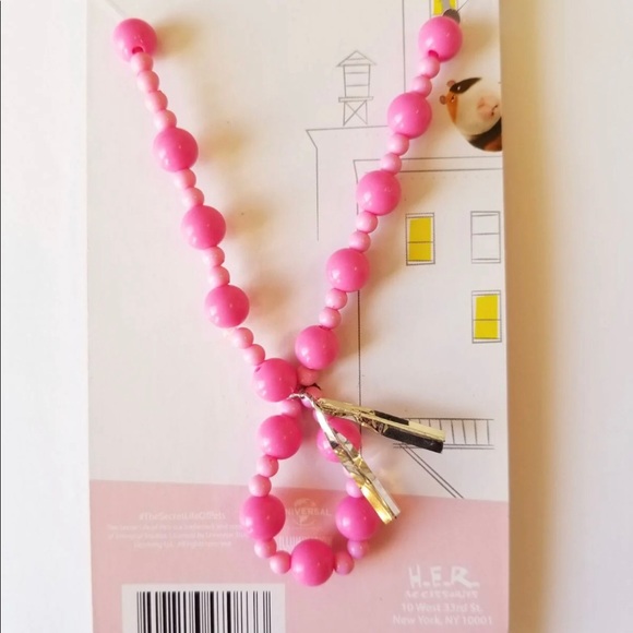 THE SECRET LIFE OF PETS GIDGET HEART NECKLACE - Picture 5 of 7